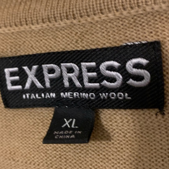 Express Italian Merino Wool V-Neck Sweater Sz XL - Picture 2 of 5